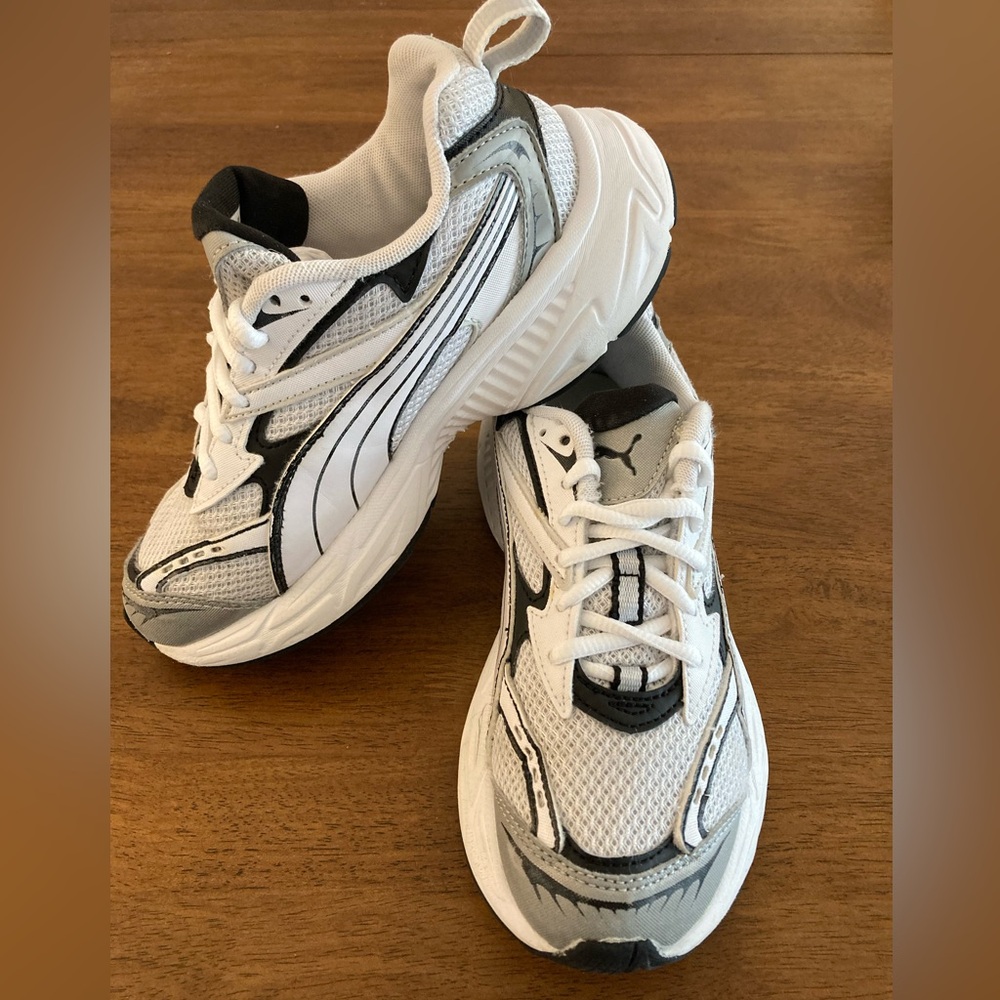 Puma Morphic Base Big Kids “Feather Gray and Black” Running Shoes US4.5/EU 36